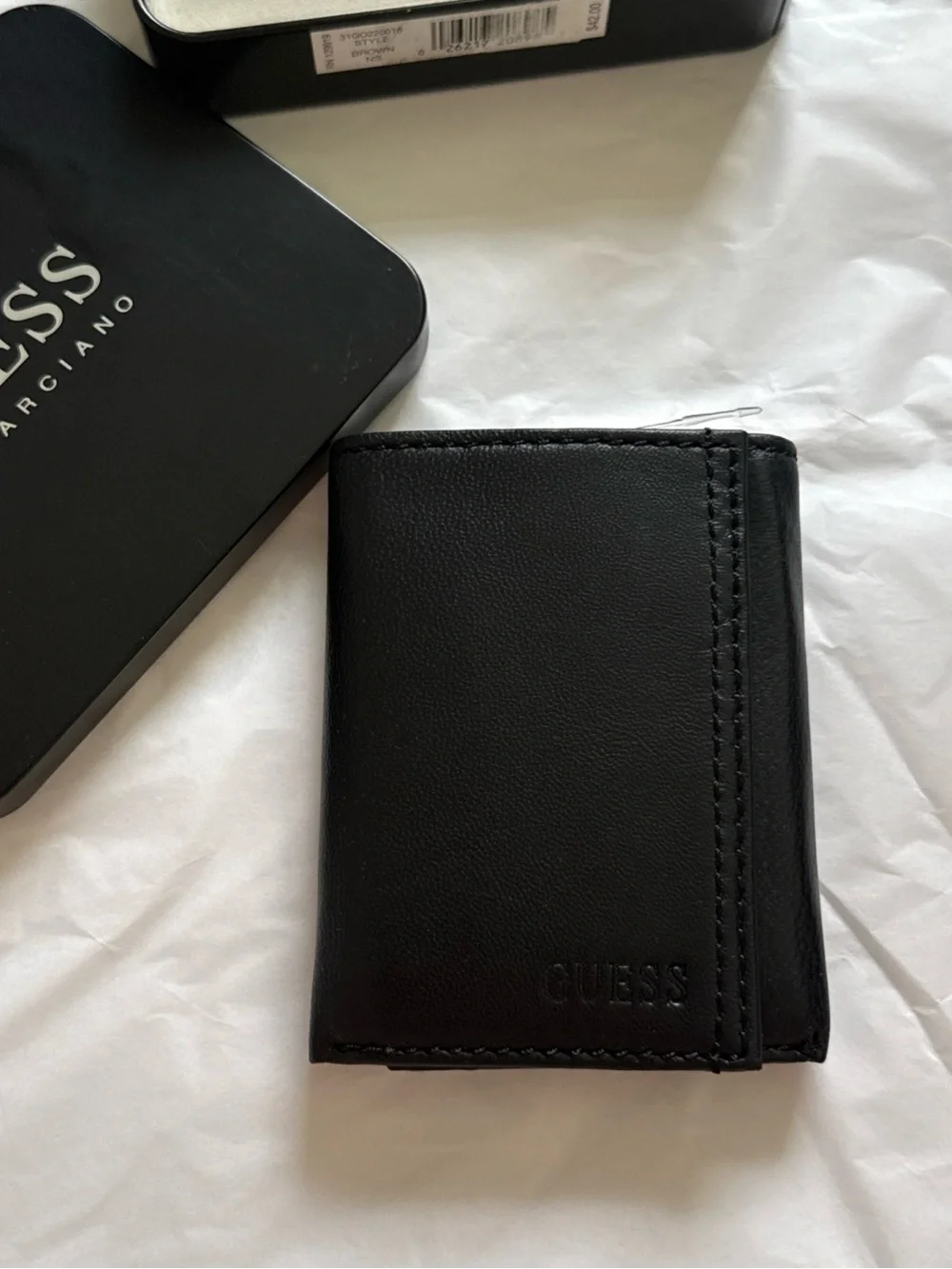 NEW GUESS Men's Genuine Leather Black Logo Embossed Passcase Bifold Wallet